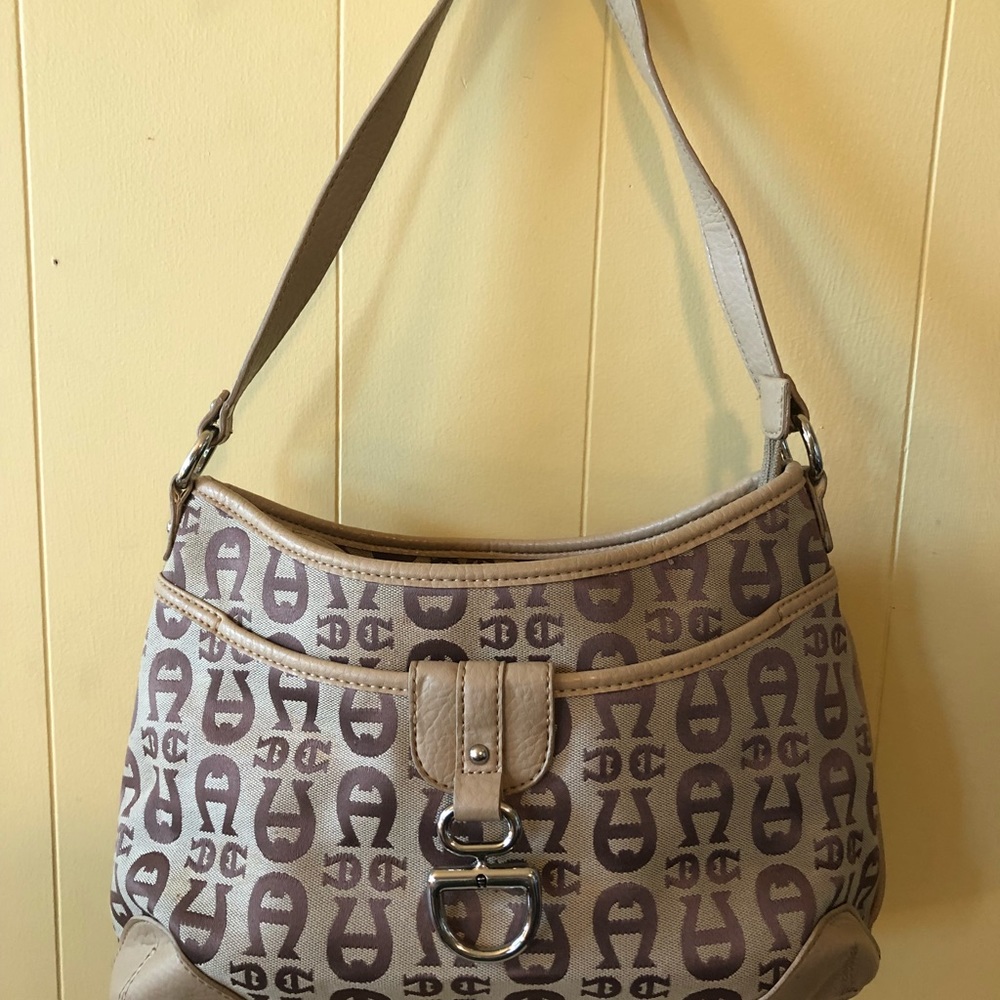 Etienne Aigner purse